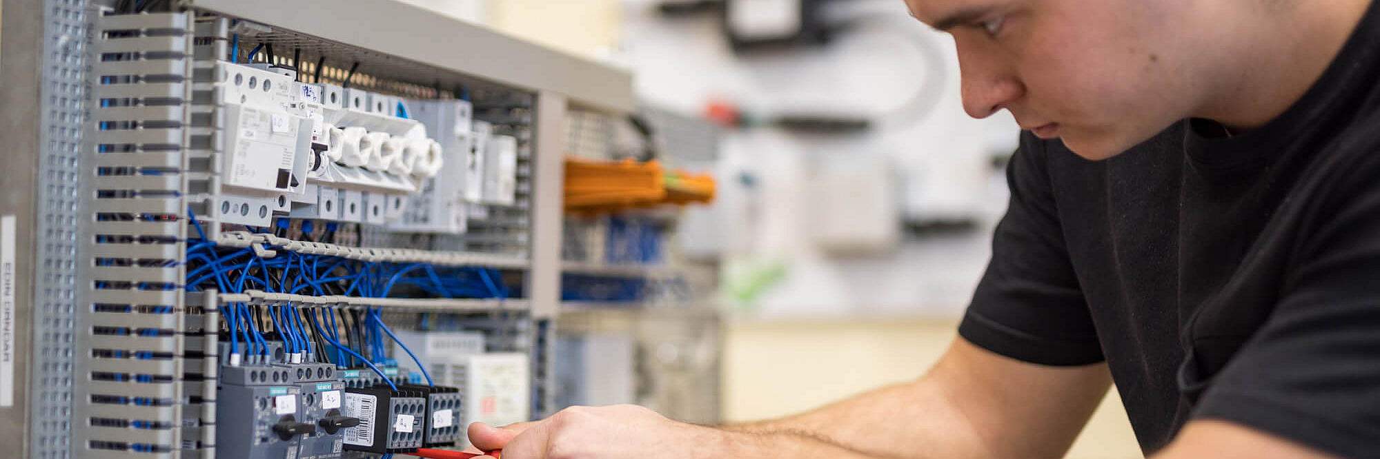 Ausbildung Industrieelektriker bei HBS Elektrobau in Oettersdorf in Thüringen